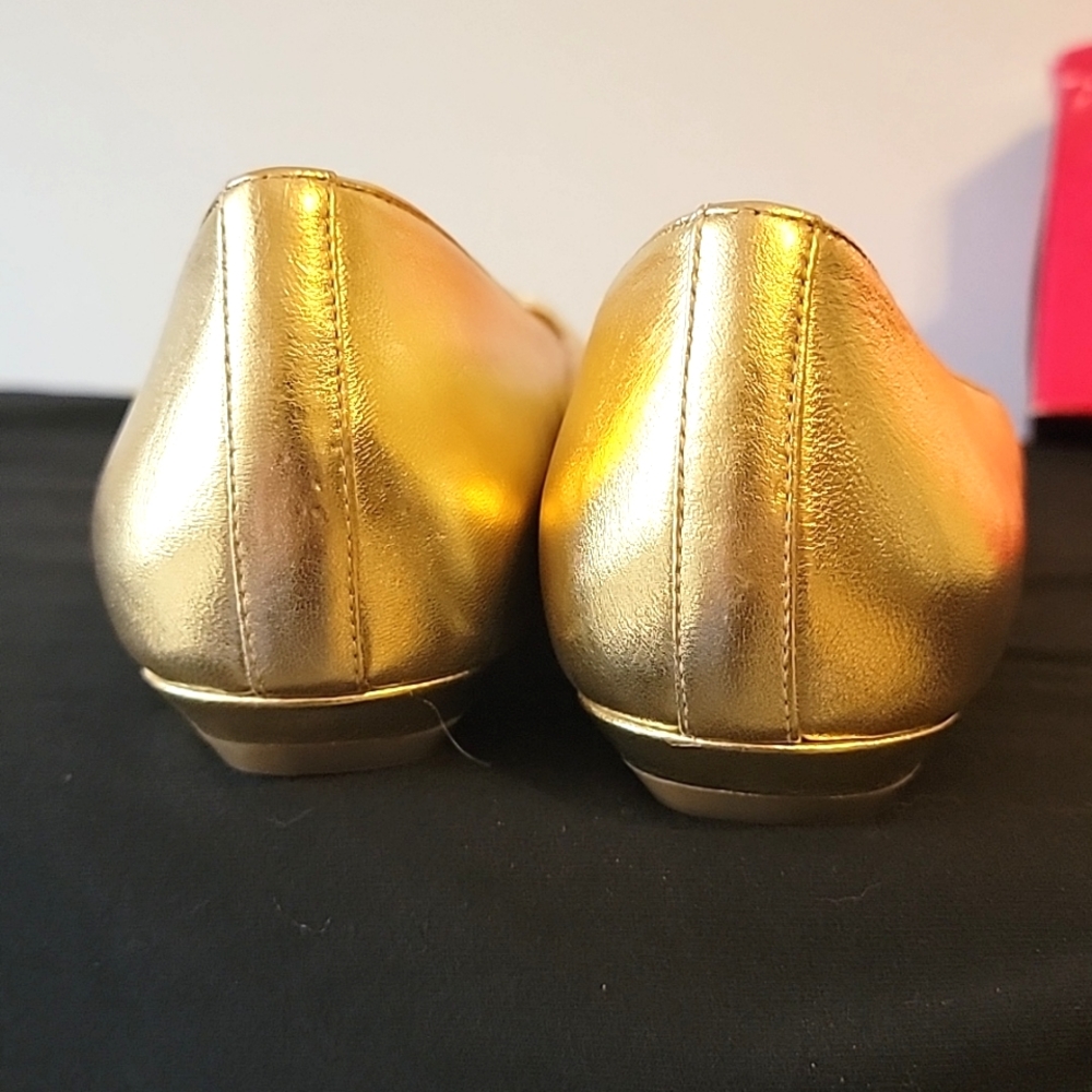 NWT!  BCBGIRLS Pointed Gold Metallic Flats in ORIGINAL BOX - Picture 8 of 9